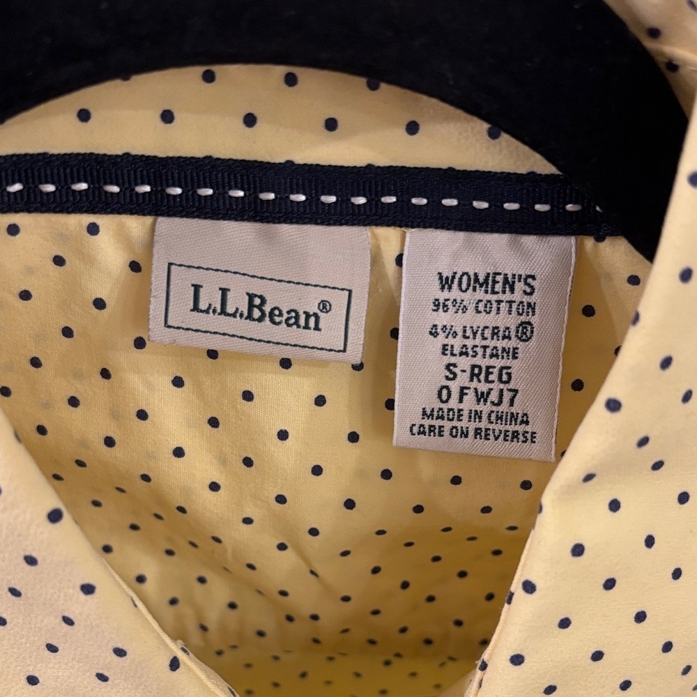 Vintage L.L. Bean Women's Yellow Button Down Shirt with Navy Polka Dots Sz S - Picture 2 of 6